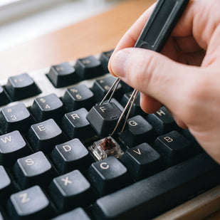 Remove your old keycaps